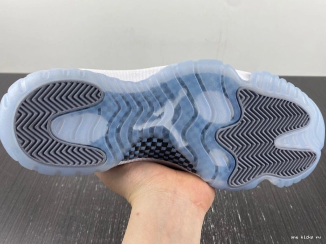 Rep Onekick 11 Cement AV2187-140 Air Grey Jordan Low 0812